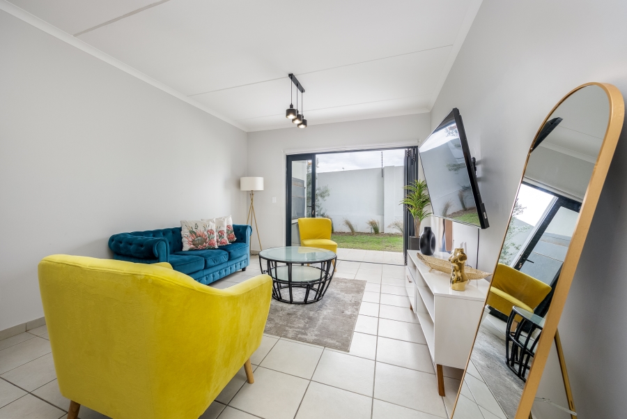 To Let 2 Bedroom Property for Rent in Langeberg Heights Western Cape